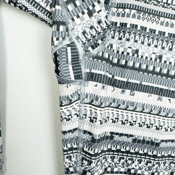 NIKE PRO | 8 Bit Dri Fit Full Length Gray & White Leggings Women’s Size X-Large - Picture 6 of 10